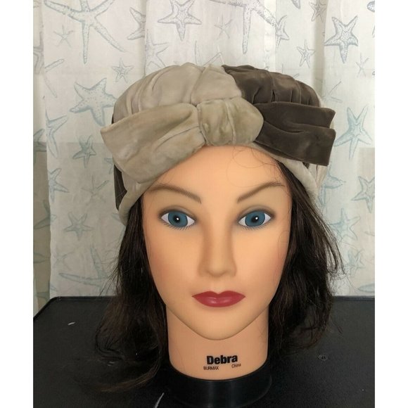 Nell New York Accessories - Vintage Women's Pillbox Style Velvet Hat Nell New York Colorblock